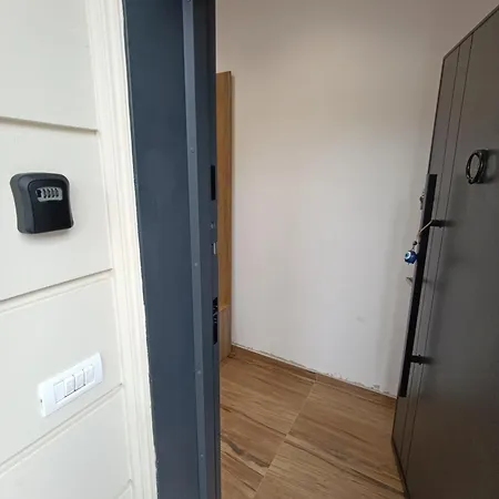 Apartahotel Peleus -suite 1 *